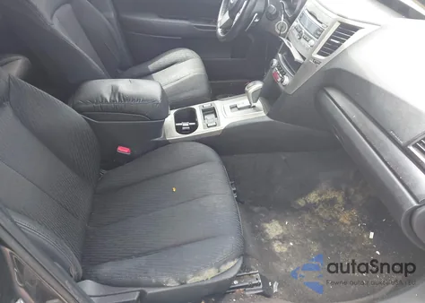 2011 Subaru Outback 2.5I Premium z USA, uszkodzony, nr VIN 4S4BRBGC3B3359026